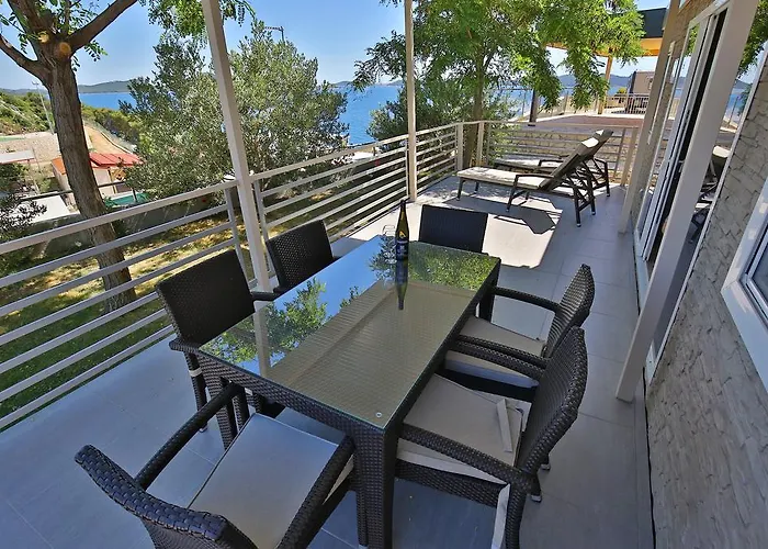 Tatil parkı Oaza Mira 3*