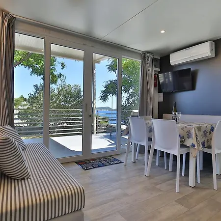 Tatil parkı Oaza Mira 3*