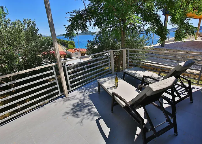 Oaza Mira ホリデーパーク 3*