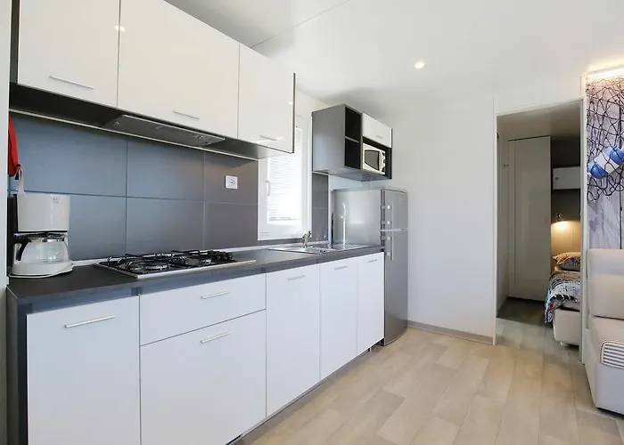 Oaza Mira ホリデーパーク 3*